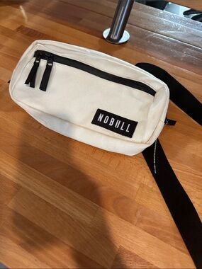 NOBULL Cream Canvas Belt Bag with Black Zipper